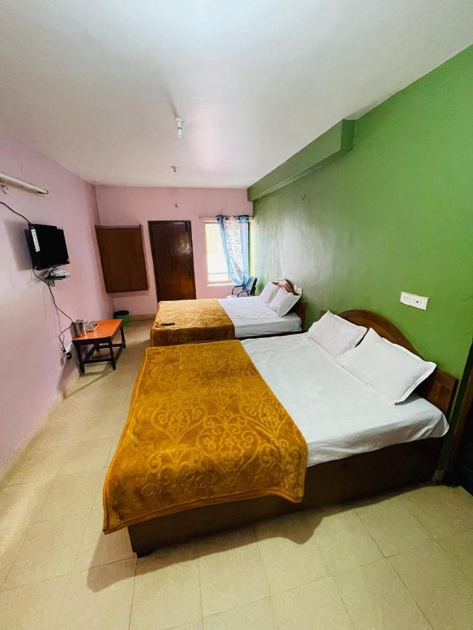 Hotel Nakshatra Ooty Eksteriør bilde