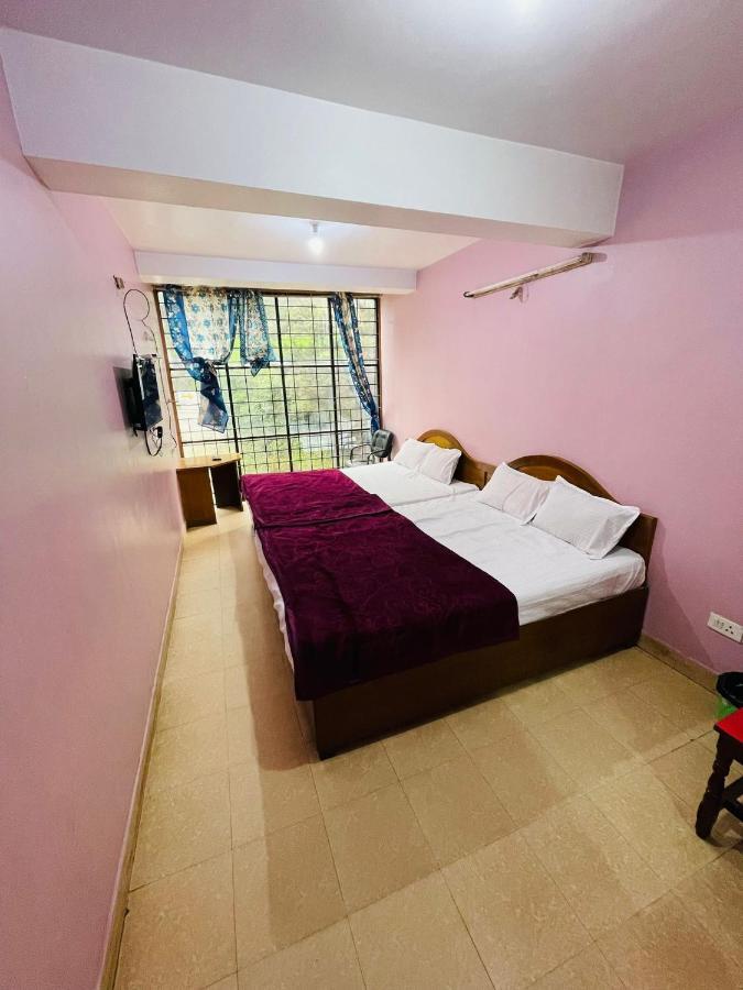 Hotel Nakshatra Ooty Eksteriør bilde