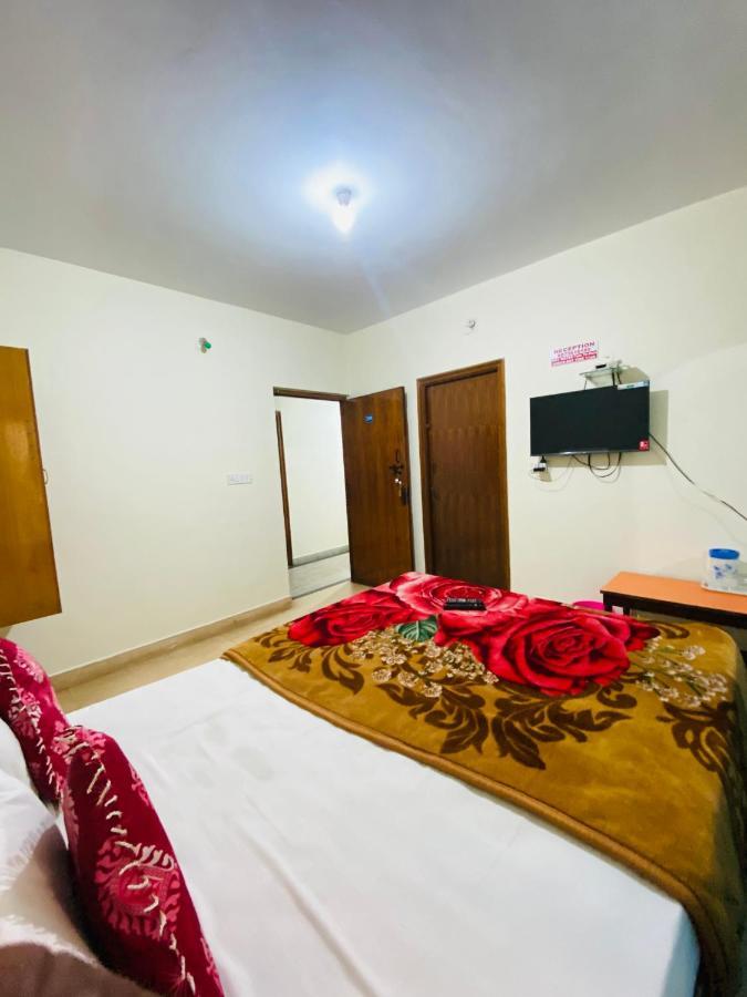 Hotel Nakshatra Ooty Eksteriør bilde