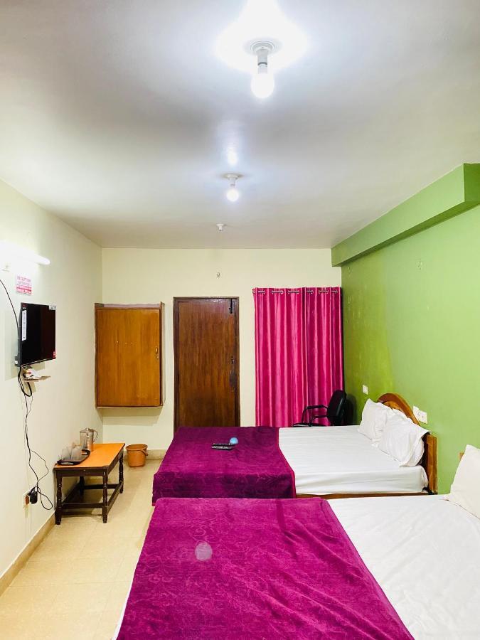 Hotel Nakshatra Ooty Eksteriør bilde